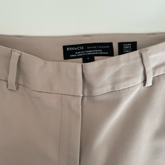 RW&CO. Limitless Slim Ankle Curvy Pant - Picture 3 of 10